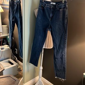 1 hour sale, Levi’s, perfectly slimming jeans, 32